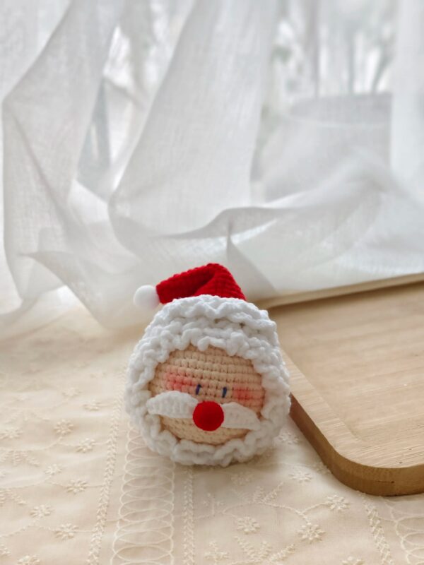 Handmade Crochet Amigurumi Christmas Keychain Ornaments – Festive Wool Plushies for Gifts, Décor & Holiday Cheer - Image 12