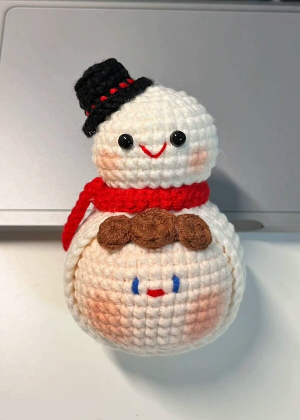 Handcrafted DIY Christmas Tree Dango Keychains – Adorable Crochet Gifts for a Festive Holiday Touch - Image 8