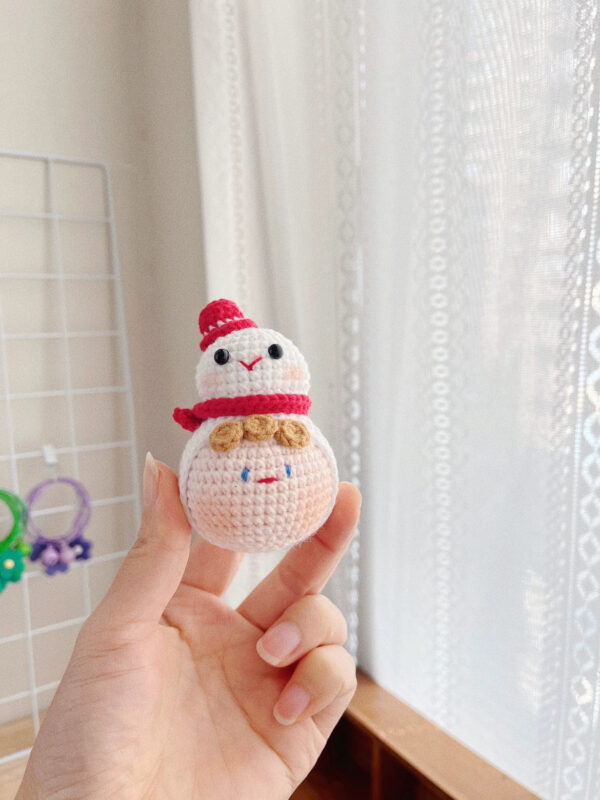Handmade Crochet Amigurumi Christmas Keychain Ornaments – Festive Wool Plushies for Gifts, Décor & Holiday Cheer - Image 10