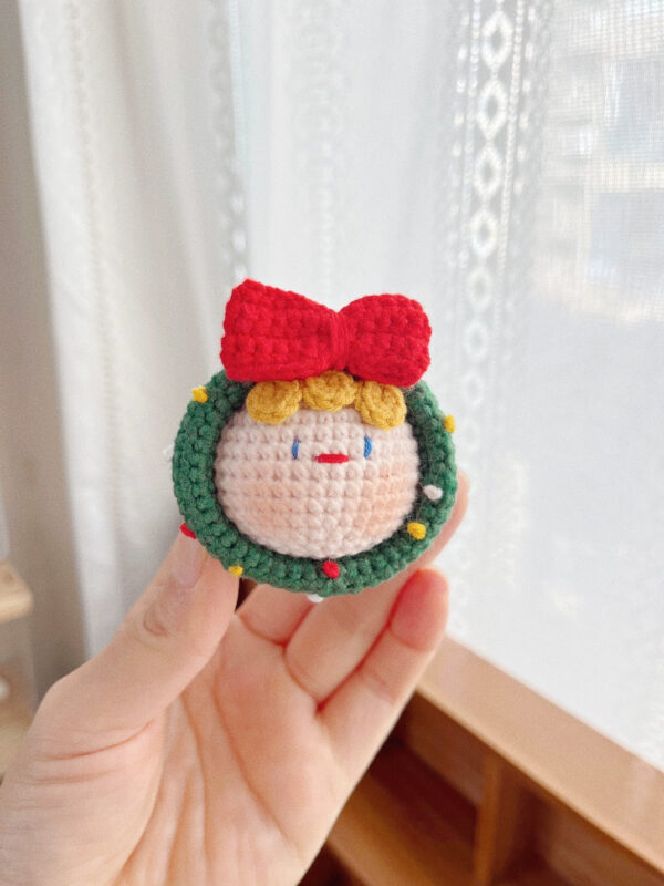 Handmade Crochet Amigurumi Christmas Keychain Ornaments – Festive Wool Plushies for Gifts, Décor & Holiday Cheer - Image 4